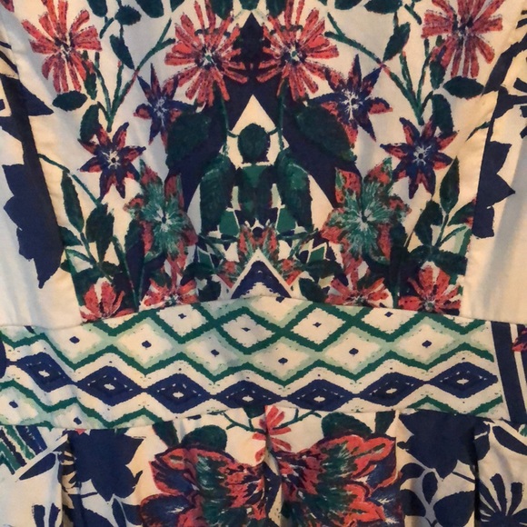 Francesca’s collection dress. - Picture 2 of 9